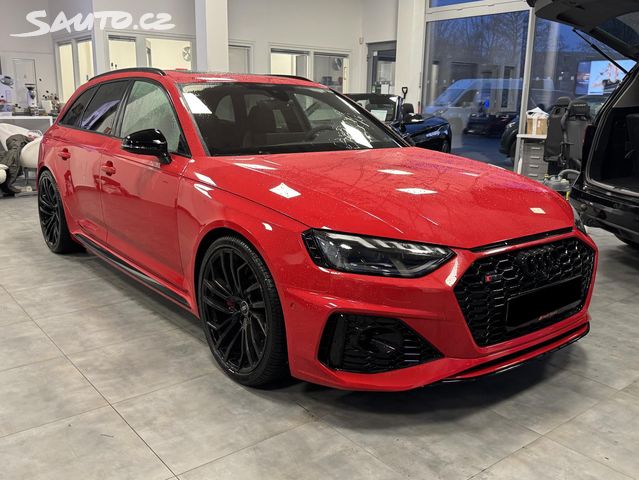 Audi RS4